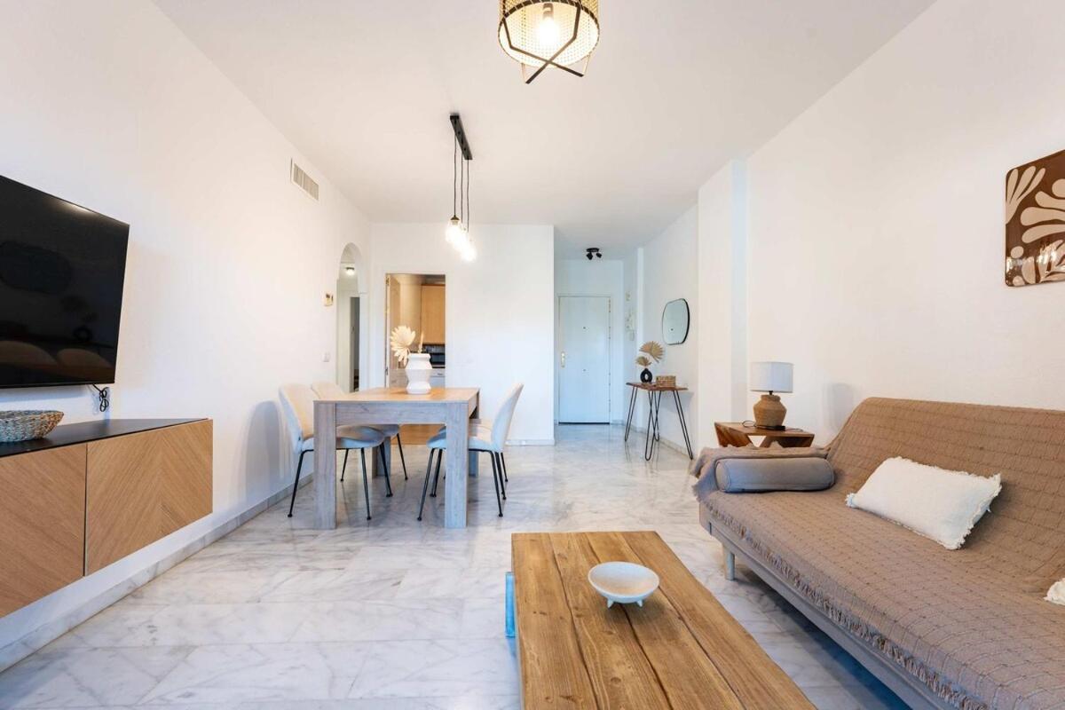 Apartmento En Con Acceso Directo A La Piscina! *