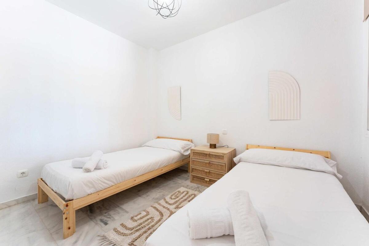 Apartmento En Con Acceso Directo A La Piscina! Marbella