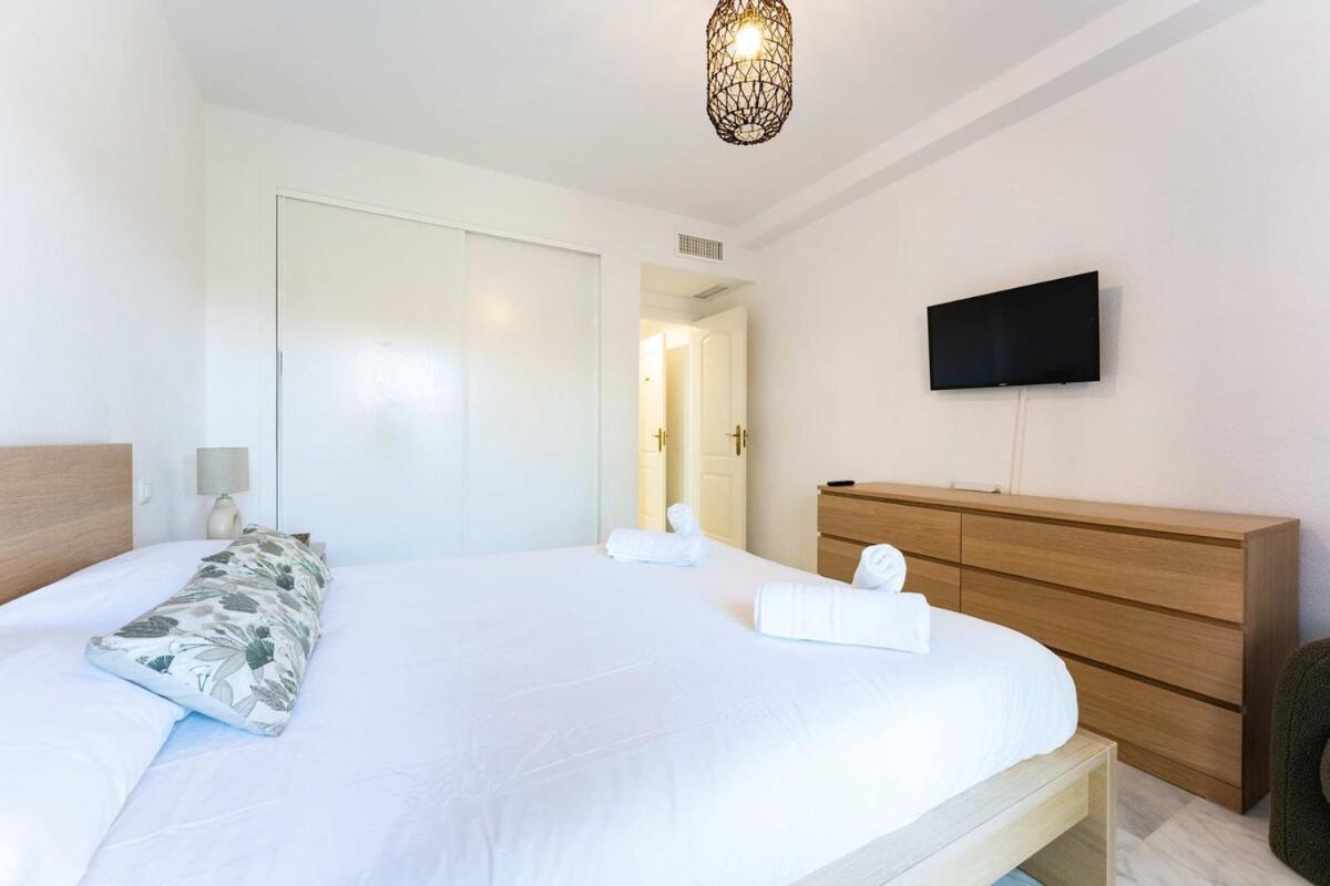Apartmento En Con Acceso Directo A La Piscina! Apartment Marbella